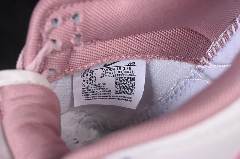 All categories Nk SB Dunk Series Nk SB Dunk Low High-end customized low-top sneakers Nike SB Dunk Low low-top casual skateboard shoes WP0418-178